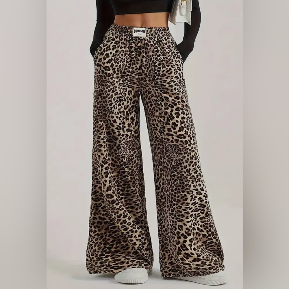 Leopard Print Wide-Leg Pants